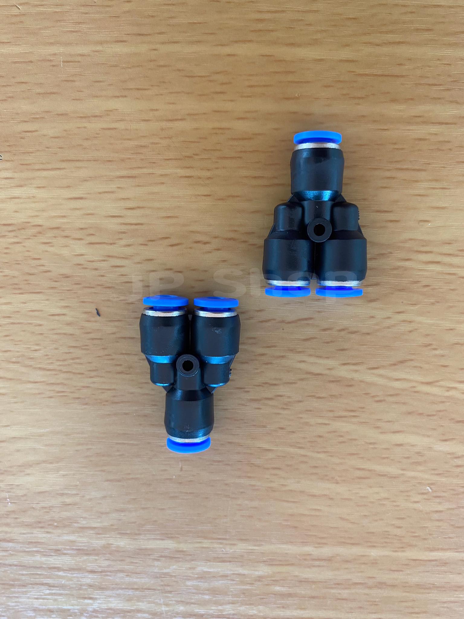 ข้อต่อลม3ทางวาย ข้อต่อลม PY-04 ฟิตติ้งเมติกส์แบบสามทางตัวY ขนาด4มม. ใช้ต่อกับสายลม4มม #0404