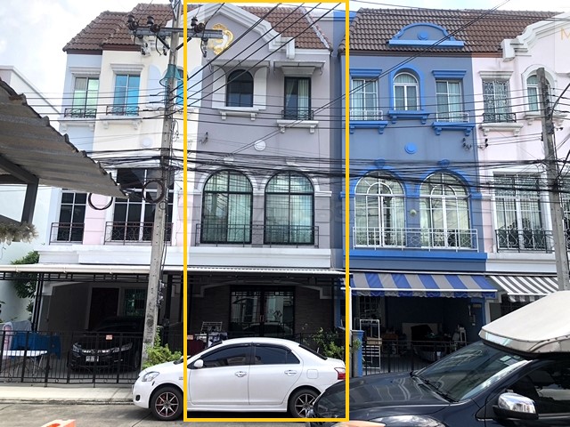 MDH6778 ทาวน์โฮม 3 ชั้น บ้านกลางเมือง ลูเซิร์น ซอยอ่อนนุช 46 สุขุมวิท 77 แขวงสวนหลวง เขตสวนหลวง กรุงเทพมหานคร 10250