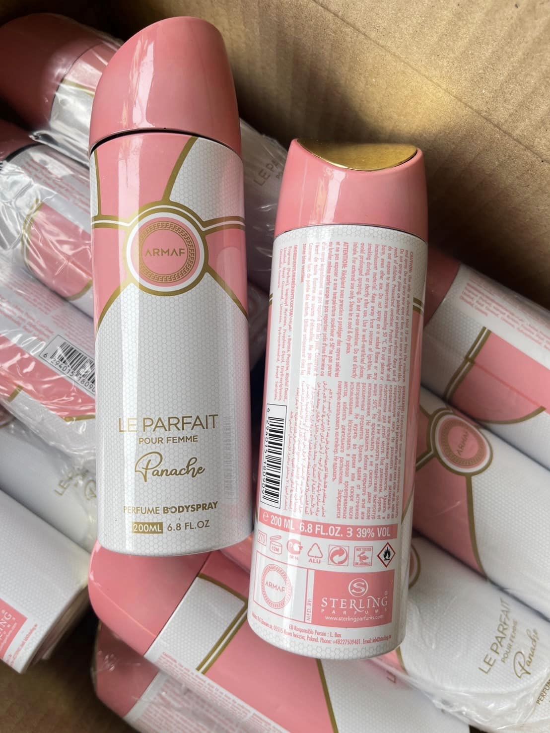 สเปรย์น้ำหอม Armaf Le Parfait Pour Femme Panache EDP Body Spray 200ml. (1ขวด)