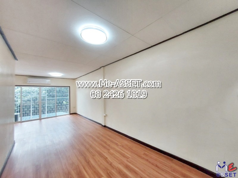 ขายทาวน์เฮ้าส์ รีโนเวทใหม่ ย่าน ประชาชื่น วงศ์สว่าง คลองประปา บางซื่อ จตุจักร : ม.ซีเมนต์ไทย : 2 ชั้น 15 ตร.วา