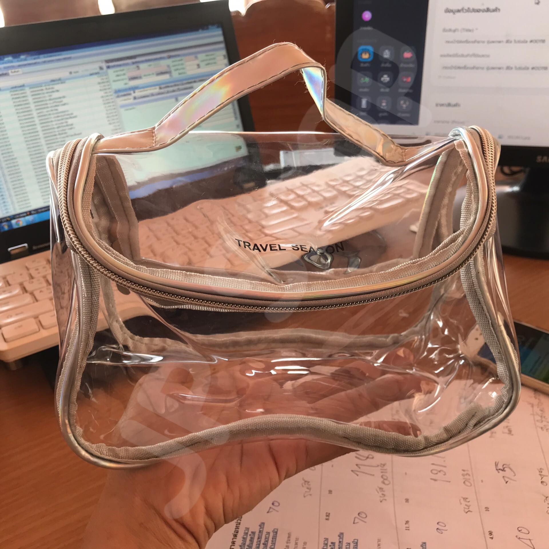 กระเป๋าใส่เครื่องสำอาง รุ่นพกพา สีเทา โปร่งใส ราคา/1 ใบ #0102