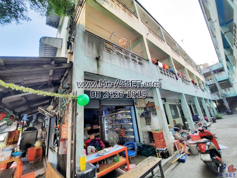 ขายที่ดินพร้อมสิ่งปลูกสร้าง หอพัก 81 ห้อง พร้อมผู้เช่าเต็ม ย่าน ซอยวินา ไร่ขิง สามพราน : ใกล้บ.ทอยเวิลด์ ถ.พุทธมณฑลสาย 5 : 3 ชั้น 3 คูหา 357.7 ตร.วา