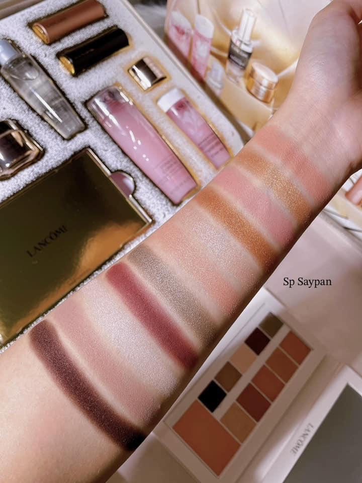 Lancome Eye & Face Palette Holiday 2023 Limited Edition 14.1g. พาเลท อายแชโดว์&บรัชออน (1ตลับ)