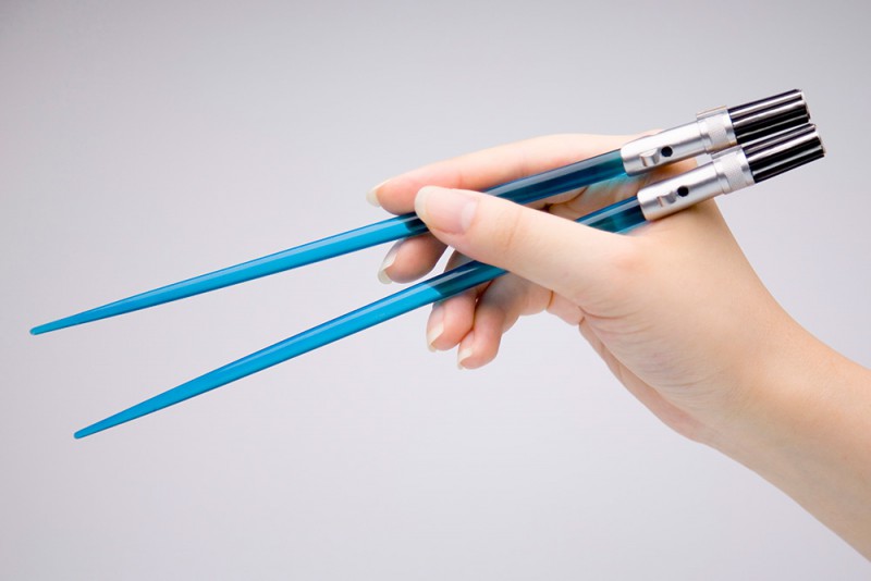 ตะเกียบดาบ สีน้ำเงิน Luke Skywalker Lightsaber Chopsticks Kotobukiya - Star Wars