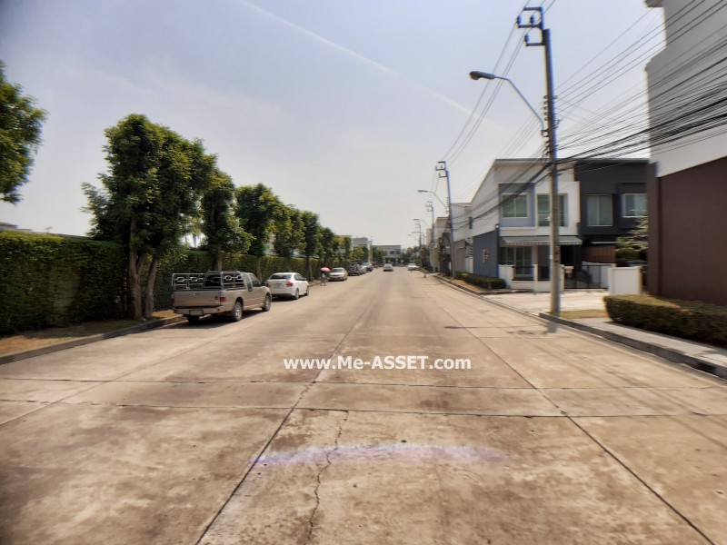 ขายทาวน์โฮม ม.เดอะพลีโน่ (เอกชัย-บางบอน) ถ.กาญจนาภิเษก แขวงบางบอน เขตบางบอน กรุงเทพ ห้องมุม / พื้นที่ 2 ชั้น 30.4 ตารางวา