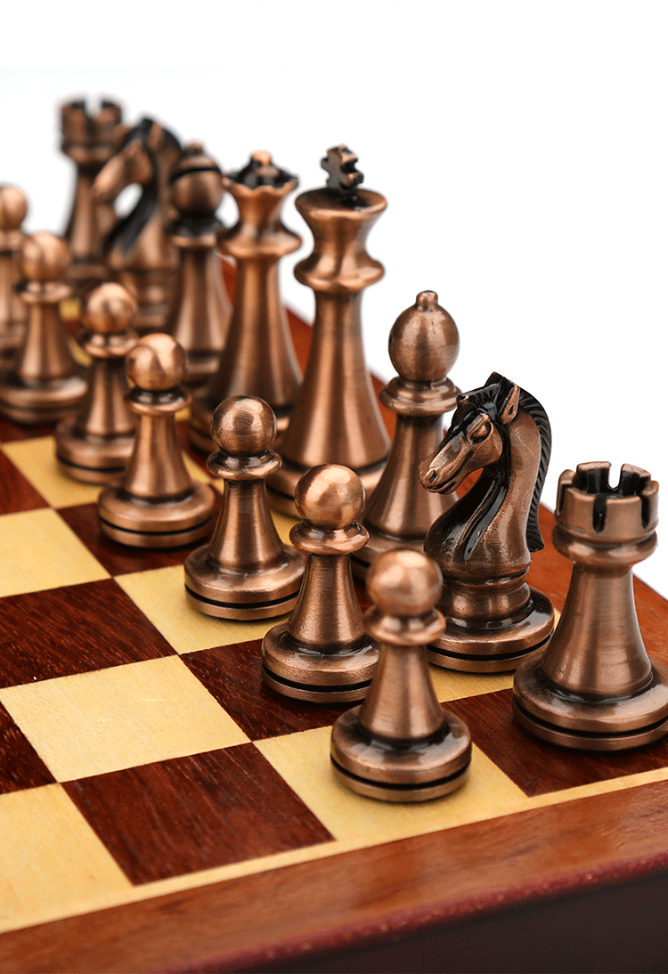 ชุดหมากรุกสากลไม้พับ (ตัวMetal สีgreen bronze & red bronze) Wooden Chess Set