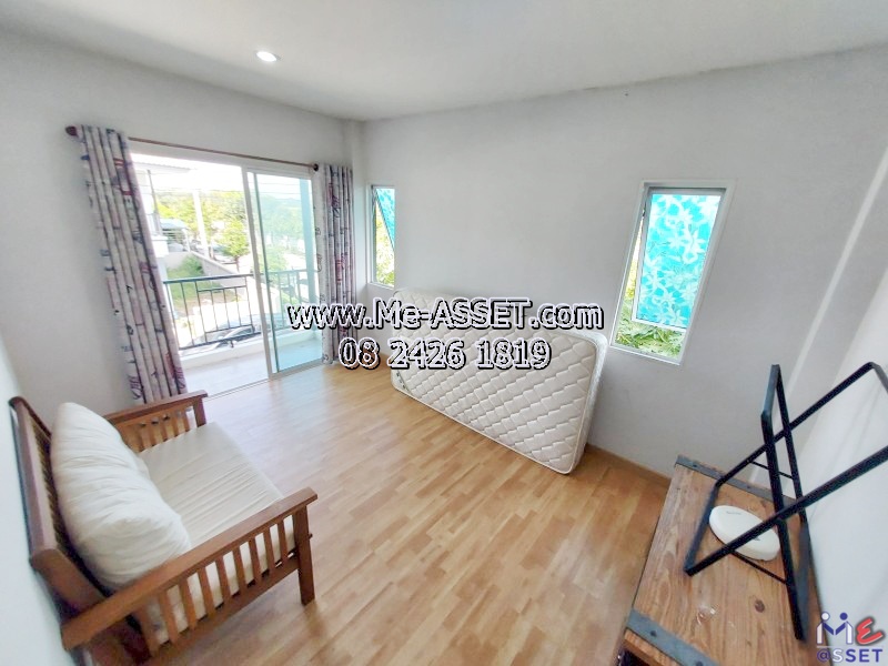 ขายทาวน์โฮมหลังมุมติดถนนเมน ย่าน เลียบคลองพระอุดม ซอยวัดท่าเกวียน คลองบางไผ่ วัดทองสะอาด ลาดหลุมแก้ว : ม.บ้านสวนธนาการ์เด้น : 2 ชั้น 40 ตร.วา