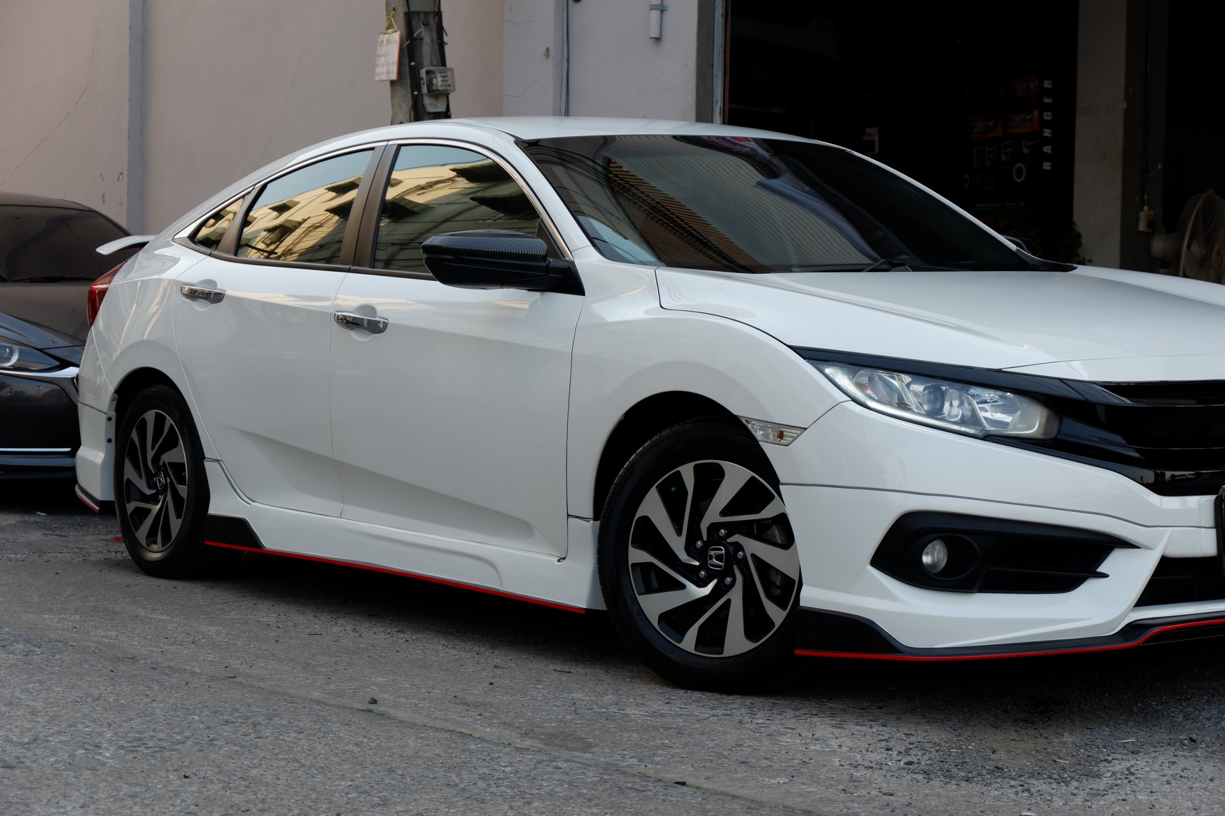 ชุดแต่ง FC ทรง LION 2016-18