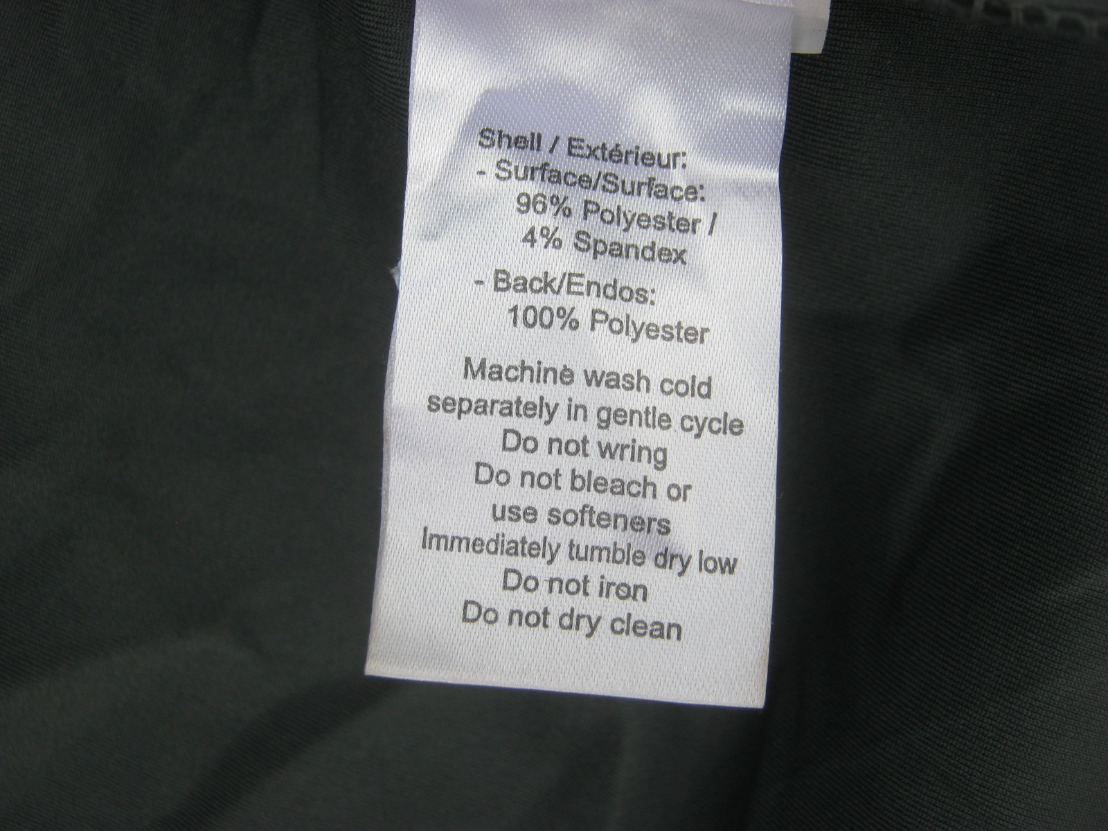 เสื้อกันฝน กันลมกันหนาว สีดำ