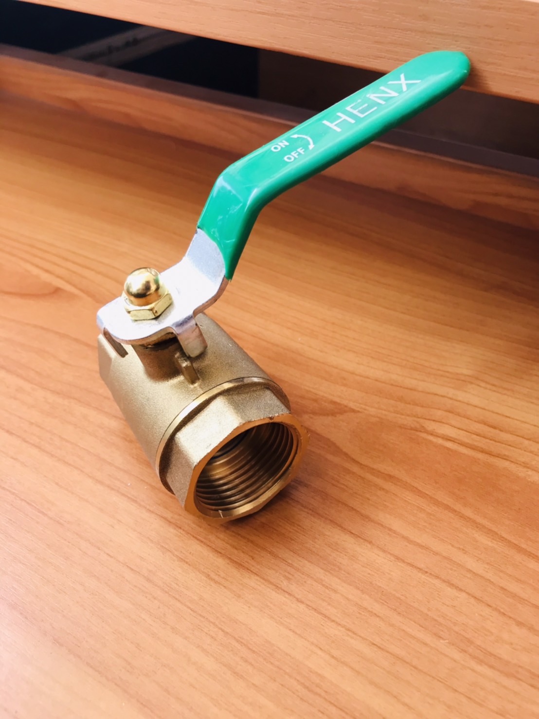 วาล์วทองเหลือง 1 นิ้ว เกลียวใน-ใน (1 Inch Brass Valve Female-Female Thread) #13241