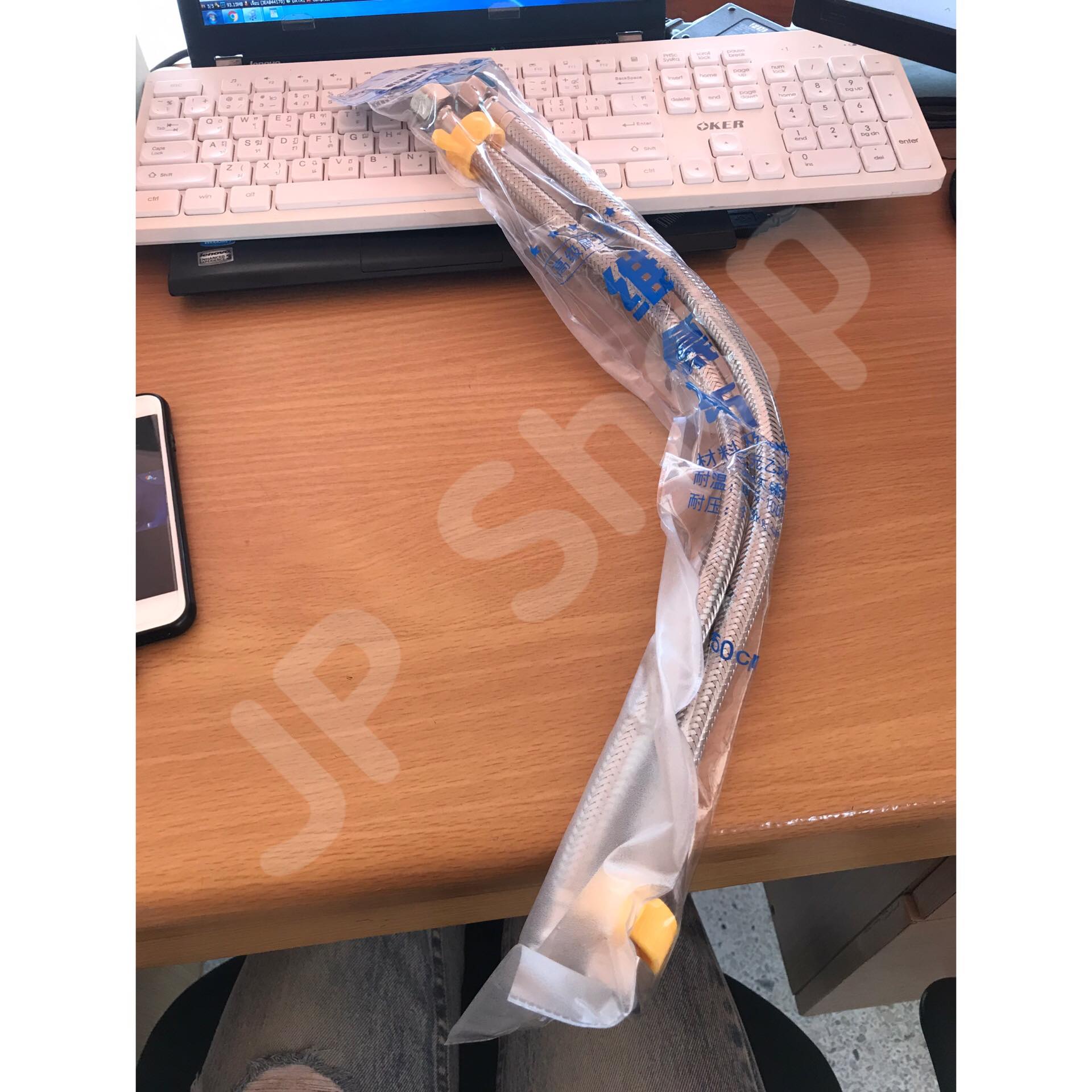 สายน้ำดี ความยาวขนาด 50 ซม. หัวสายสแตนเลส304 เกลียวใน4หุน(1/2") สำหรับต่อน้ำใช้ทั่วไป ห้องน้ำ ห้องครัว #5001