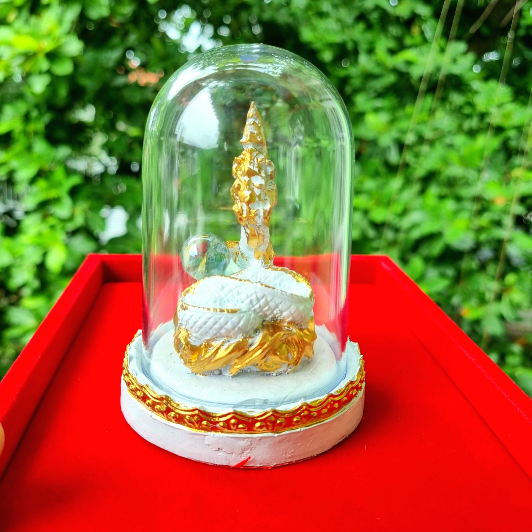 ครอบแก้ว พญานาค พร้อมลูกแก้ว เสริมโชคลาภ มี 5 สี เขียว ขาว ทอง แดง ดำบูชาหน้ารถ โต๊ะทำงาน ในร้านค้า หิ้ง +แถมฟรีผ้ายันต์ สำเนา