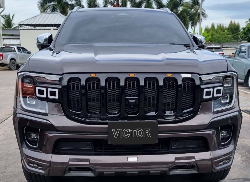 กระจังหน้าฟอร์ด Everest Next Gen รุ่น Victor