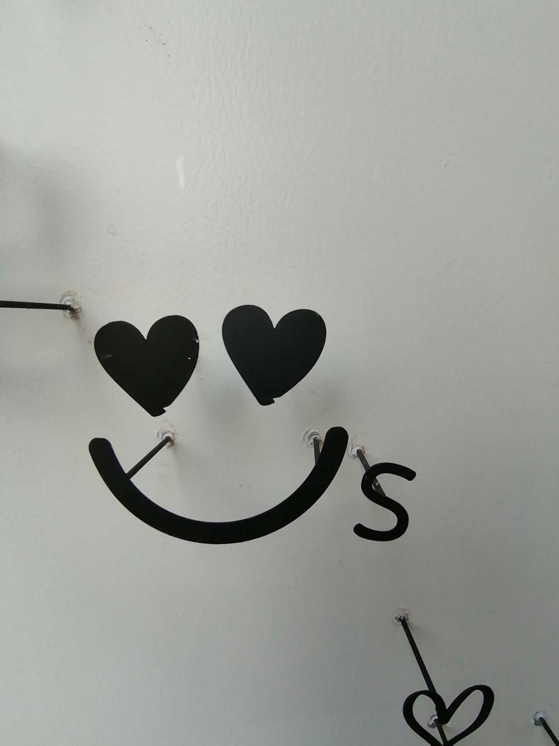 ป้ายอักษรโลหะแบบมีขาลอย