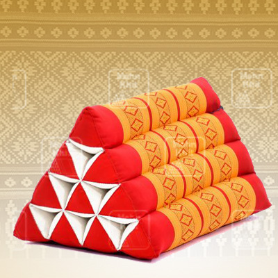 หมอนสามเหลี่ยม 10 ช่อง50x28x30Cm Tri-angle kapok 100%Traditional Floor Cushions 10 holes.