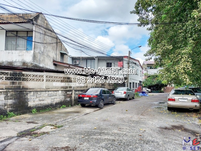 ขายทาวน์เฮ้าส์ รีโนเวทใหม่ ย่าน ประชาชื่น วงศ์สว่าง คลองประปา บางซื่อ จตุจักร : ม.ซีเมนต์ไทย : 2 ชั้น 15 ตร.วา