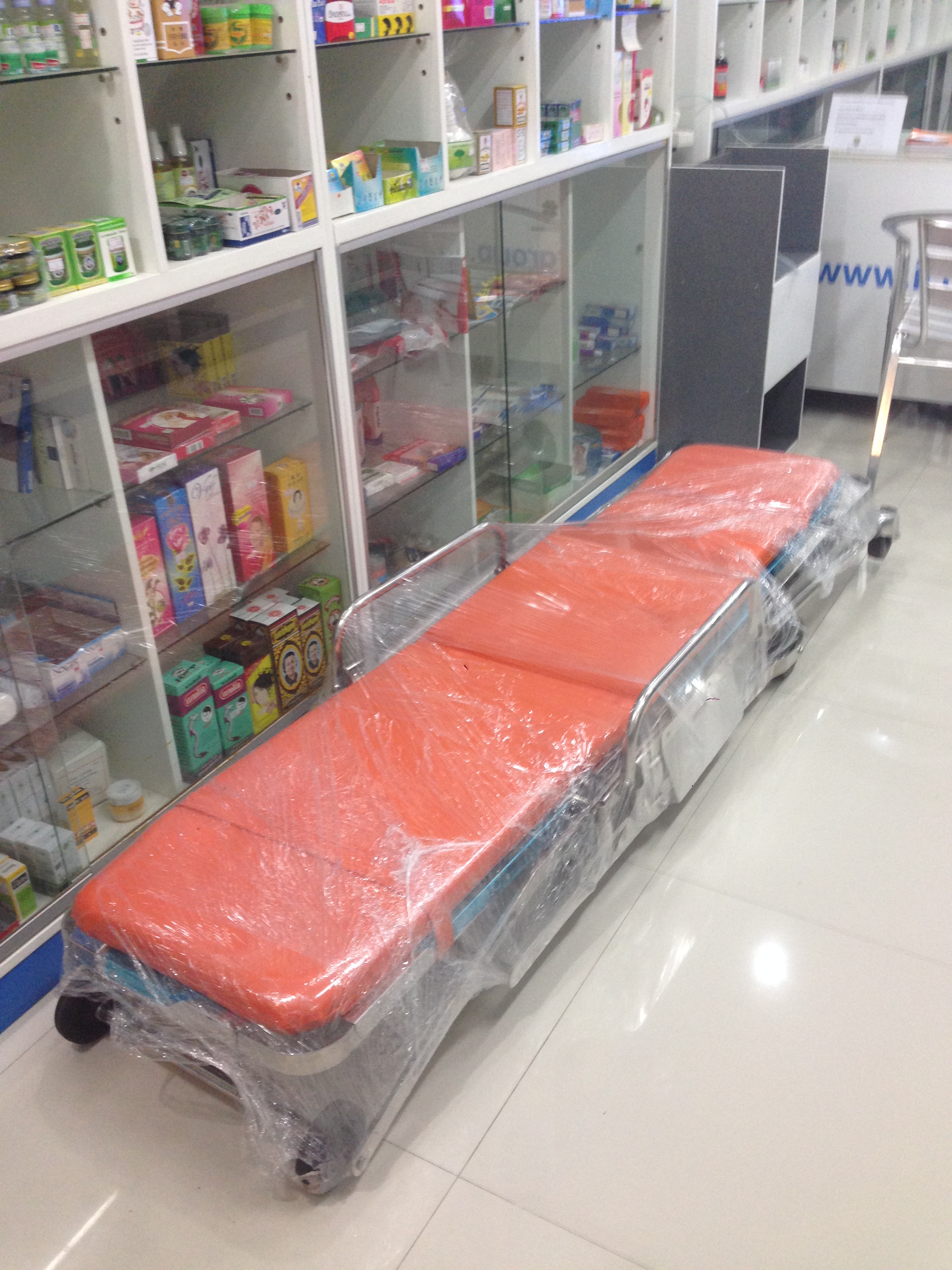 เตียงฉุกเฉิน Stretcher สำหรับรถพยาบาล รถกู้ภัย วัสดุ แสตนเลส