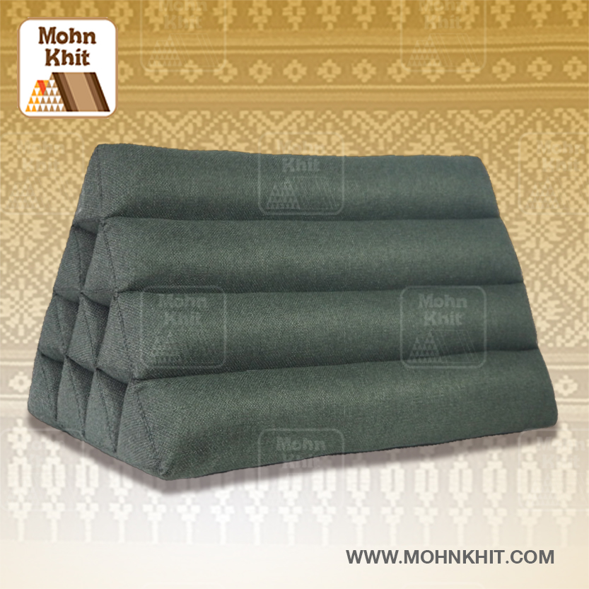 หมอนสามเหลี่ยม10 ช่องจัมโบ้ผ้าแคนวาสใยสังเคราะห์ 61cmx38cmx36cm// Thai Triangle synthetic fibersTraditional Floor Cushions.