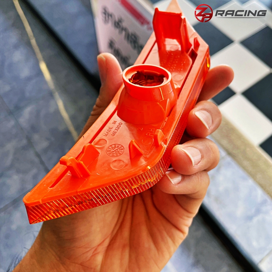 ไฟมุมส้ม ไฟแก้มส้ม ไฟซุ้มล้อ CIVIC FC CIVIC FK