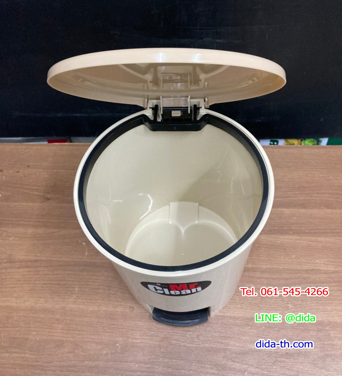 ถังขยะเท้าเหยียบ พลาสติก ทรงกลม 12 ลิตร