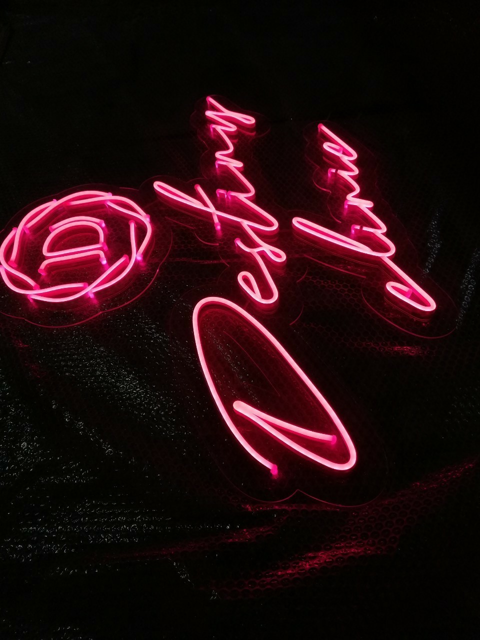 ป้ายไฟนีออน LED อะคริลิคใสรองหลัง