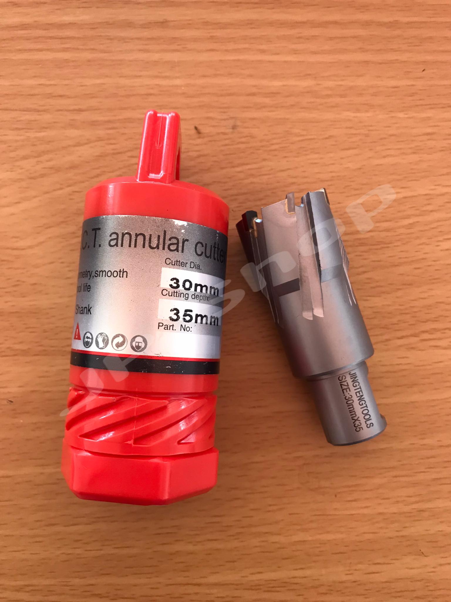 ดอกสว่านเจ็ทบอส แบบโฮลซอว์คาร์ไบสำหรับเจาะเหล็กหนา ด้วยสว่านแม่เหล็กไฟฟ้า ขนาด30*35 มม. #3035