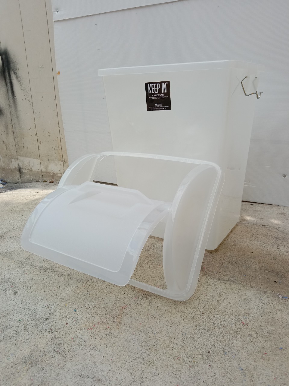 ถังขยะพลาสติกใส ทรงเหลี่ยม ฝาแกว่ง 40 ลิตร