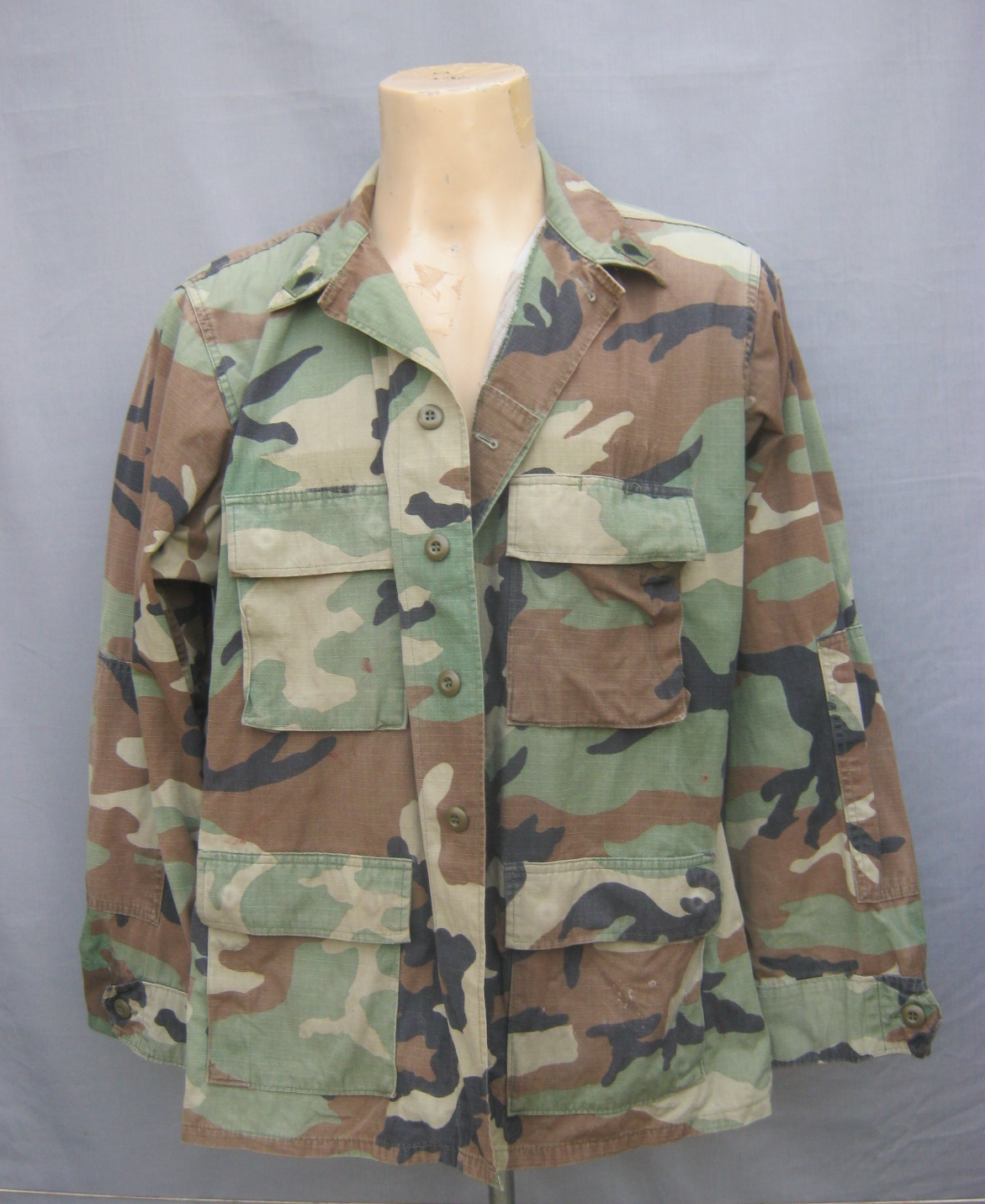 เสื้อทหารสหรัฐ ลายwoodland