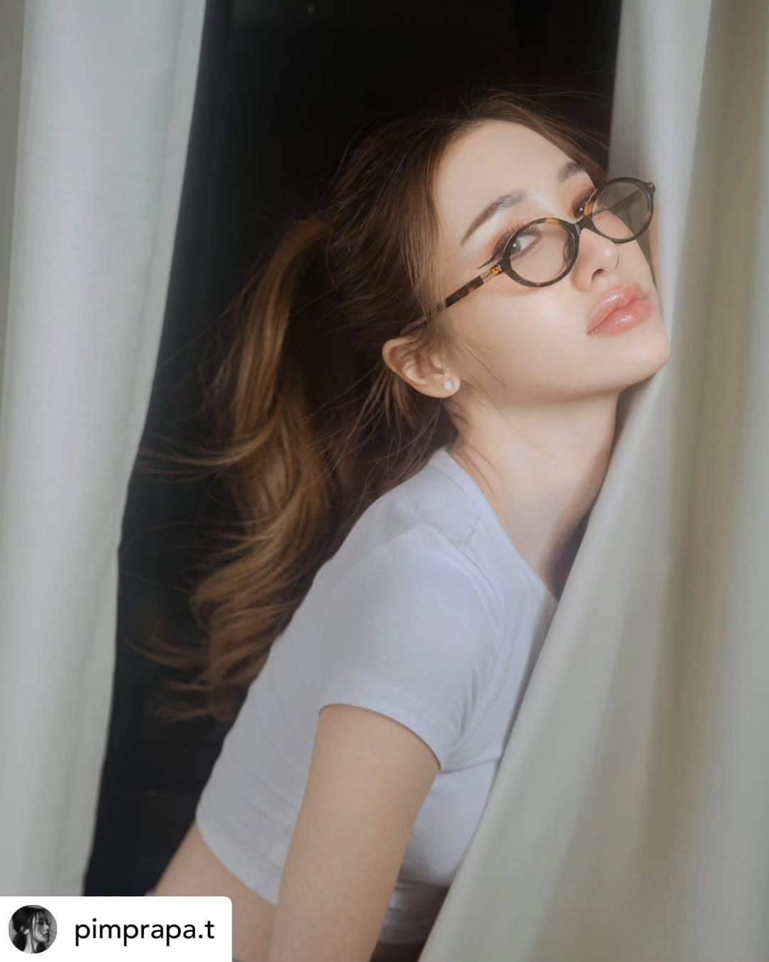 แว่นกันแดดMIUMIU Regard MU04ZS