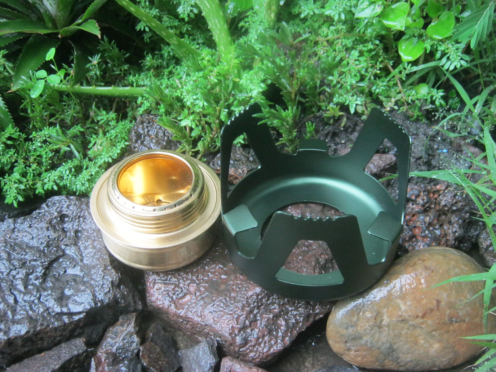 ชุดเตา แอลกอฮอล์ พร้อมขาตั้งครอบกันลม