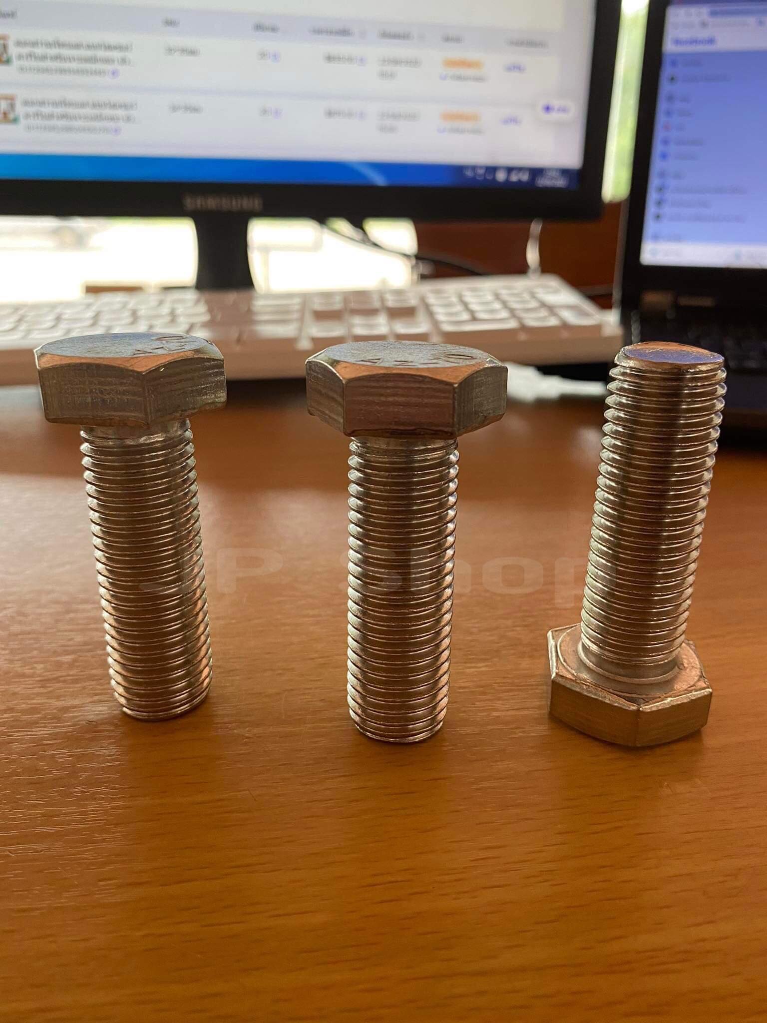 น็อตสแตนเลส201 สกรูหกเหลี่ยม ขนาดM20 น็อตสแตนเลสM20*60มม ราคา/ตัว . #2060