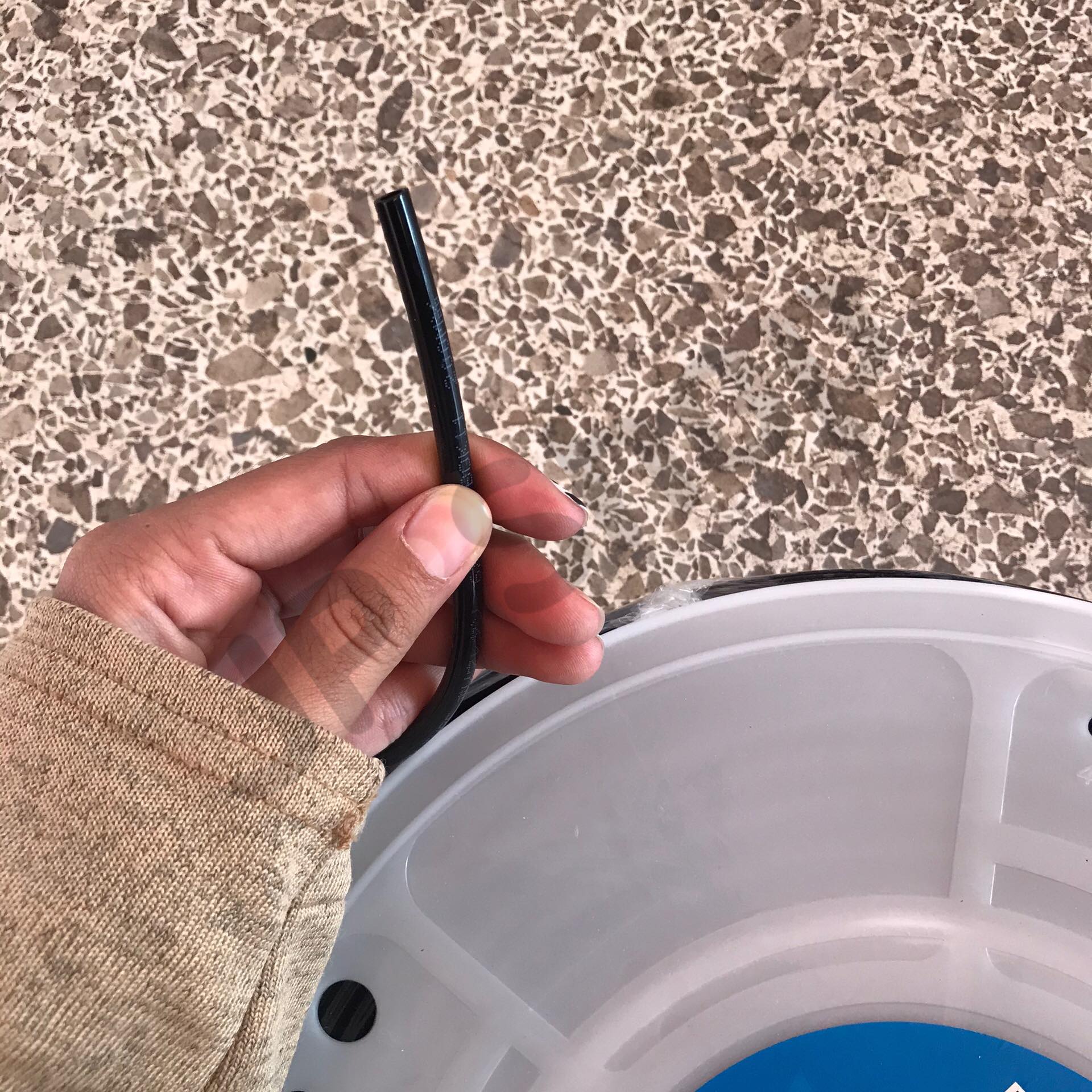 สายลม pu ขนาด 06 มิลลิเมตร ความยาว 100 เมตร ขาย 5 เมตร(แพ็ค) ราคา 75 บาท ตัดรอบส่งของทุกๆชั่วโมงครับ #0615