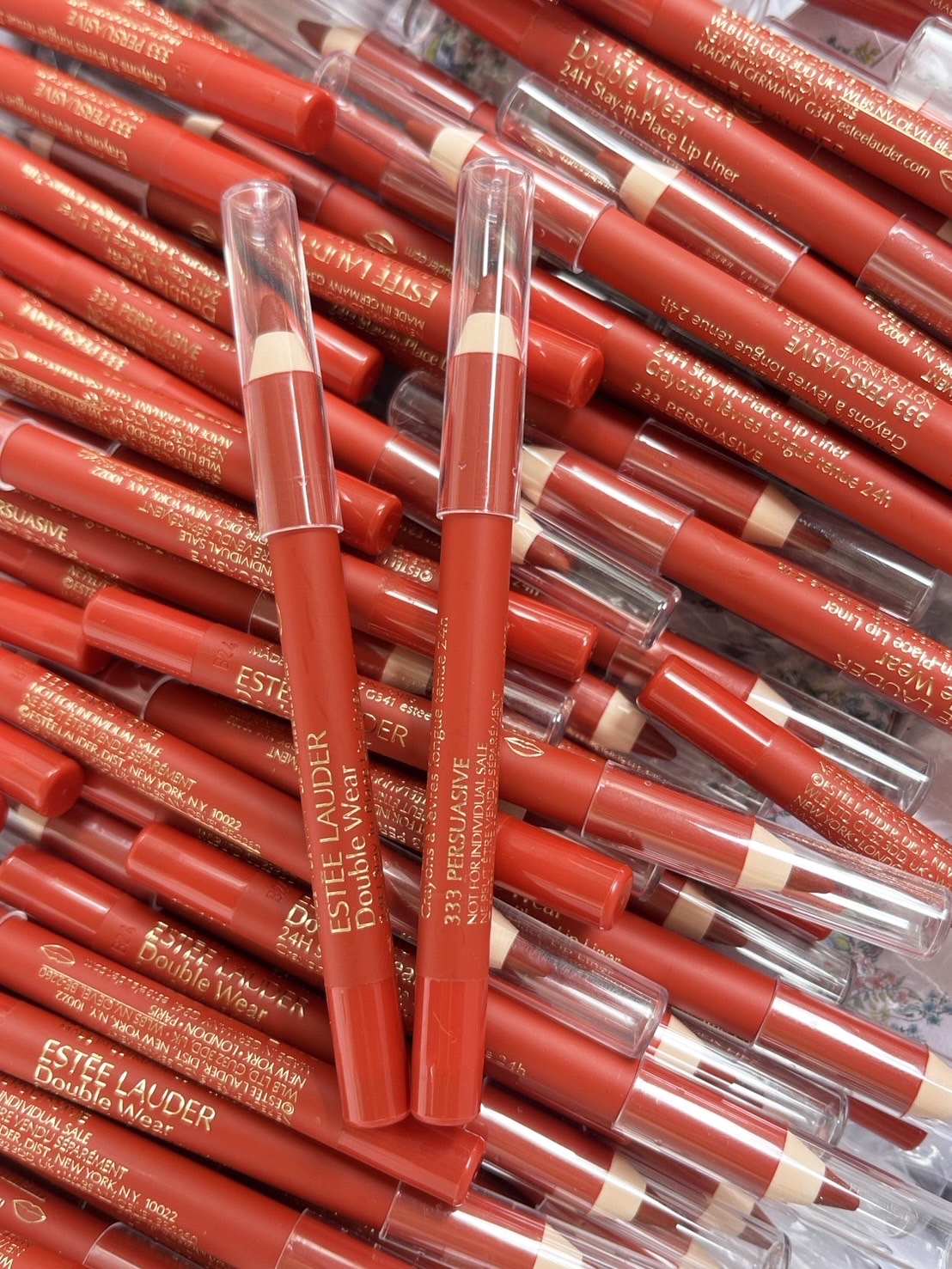 (1แท่ง) ลิปไลเนอร์ Estee Lauder Double Wear 24-H Stay-in-Place Lip Liner ขนาด 1g. สี 333 Persuasive