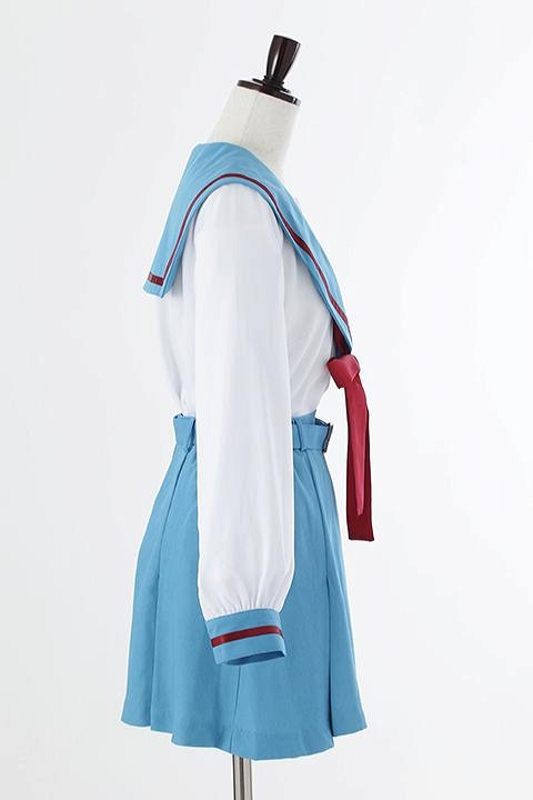 ชุดนักเรียนหญิงจากฮารุฮิ