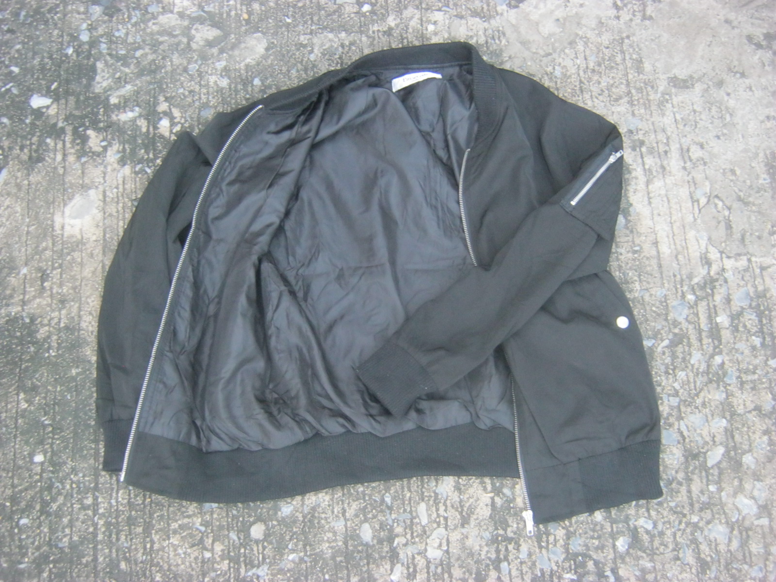 เสื้อแฟชั่นนักบิน สีดำ