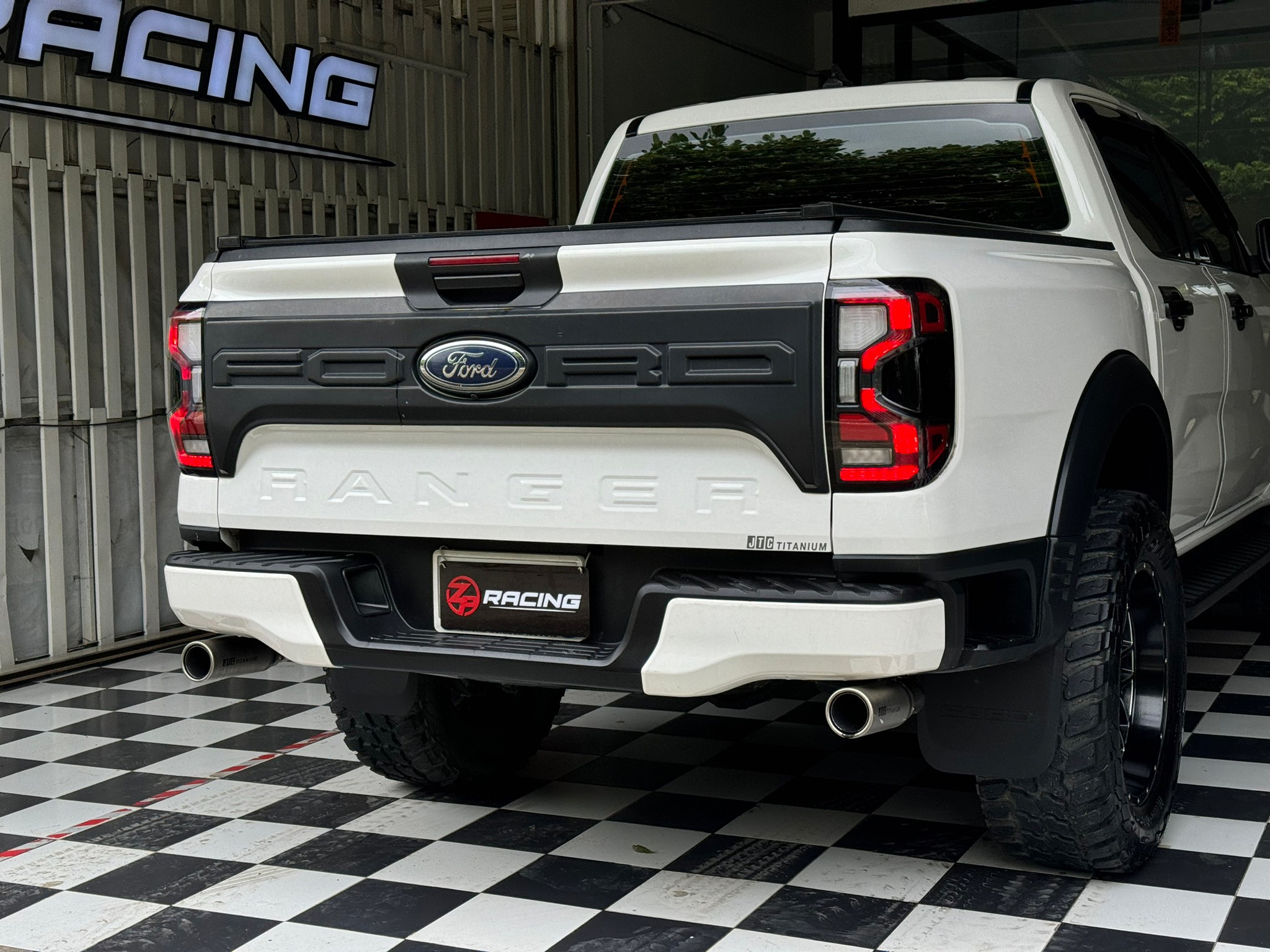 ไฟท้ายฟอร์ดเนกซ์เจน Next Gen Ranger รุ่น Raptor Style