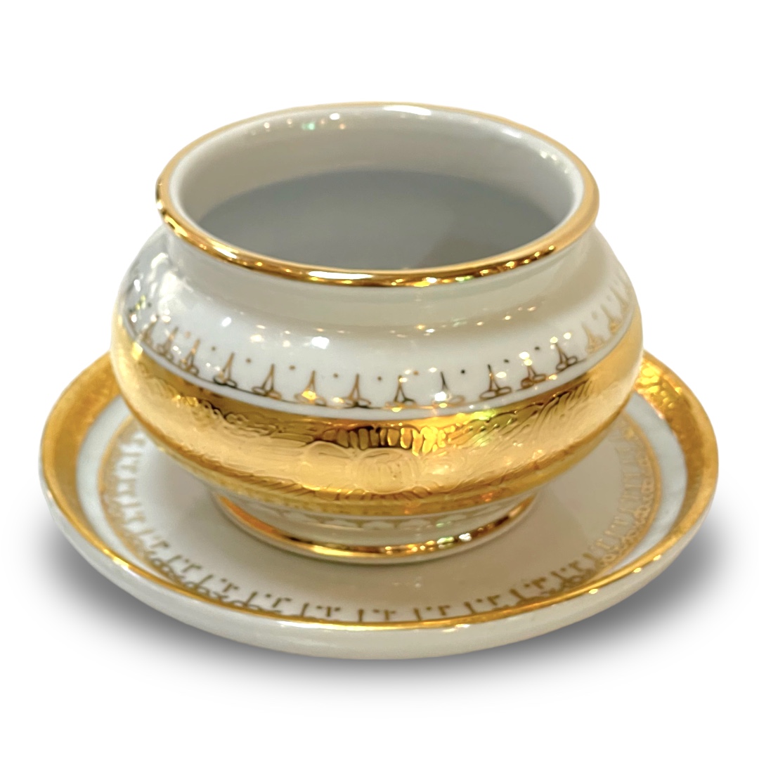 ชุดเบญจรงค์ สีขาวทอง ขนาด 8 นิ้ว