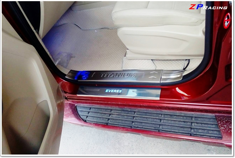 คิ้วบันไดด้านใน รุ่น 2.2 และ 3.2