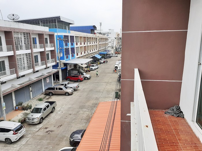 ขายอาคารพาณิชย์ ม.เอสดี / ถ.เศรษฐกิจ ต.นาดี อ.เมือง สมุทรสาคร / พื้นที่ 3.5 ชั้น 18 ตารางวา