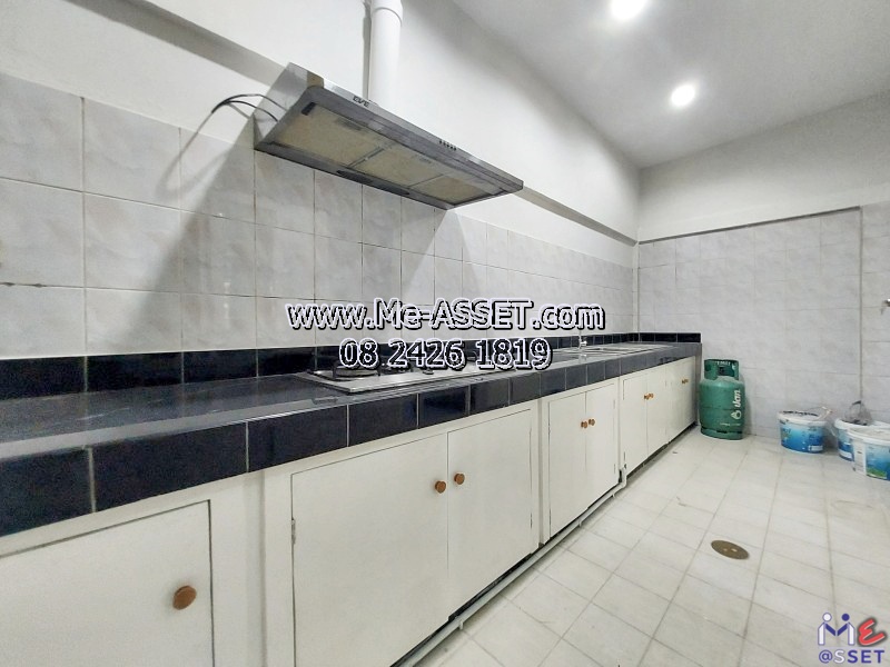 ให้เช่าทาวน์โฮม ใกล้รถไฟฟ้า ย่าน สุขุมวิท77 อ่อนนุช27 ศรีนครินทร์ สวนหลวง : ม.ควีนเพลส 4 : 3 ชั้น 17 ตร.วา