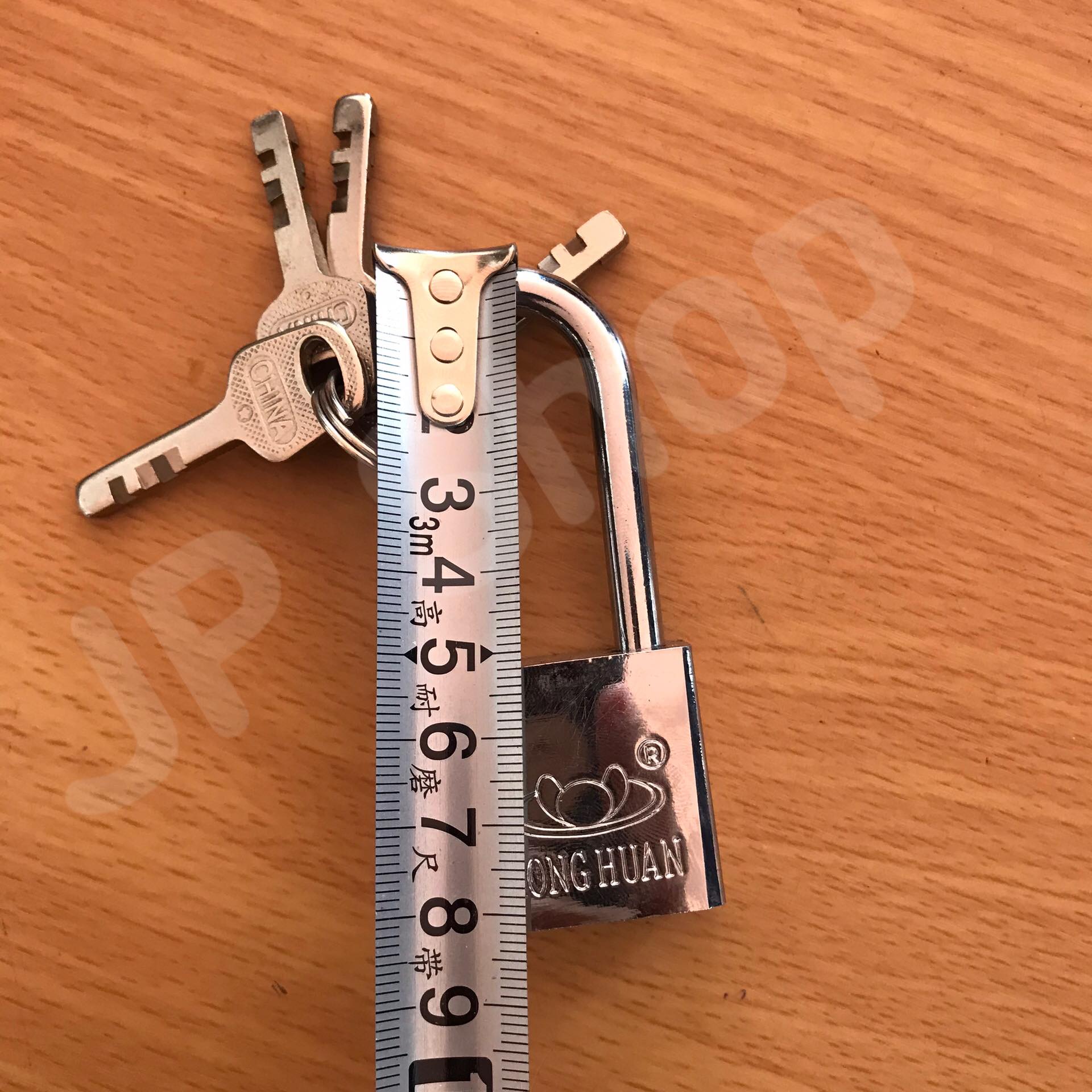 กุญแจล็อคบ้าน ล็อคครัว ล็อคอเนประสงค์ 40 มม. ล็อคแน่นหนา คงทน ราคาถูก สนใจสั่งซื้อได้เลย ห่วงยาว #697134232124