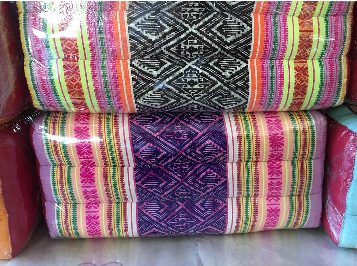 หมอนขิดเก้าลูกโบราณ 3 ลูก ขนาด 38x20 Cm //Ancient Pillow large 9 rows 38x20cm kapok 100%Traditional Floor Cushion.