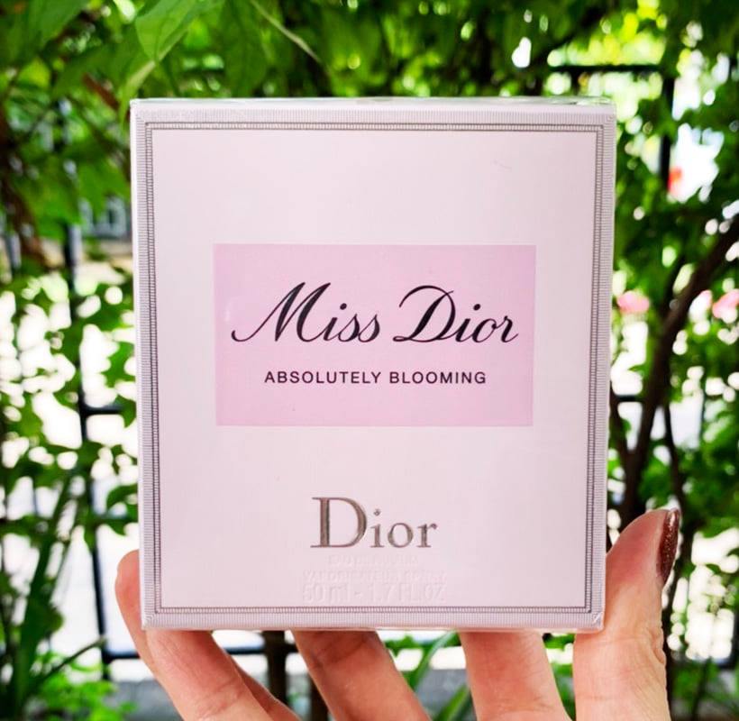 Christian Dior Miss Dior Absolutely Blooming EDP 50ml. กล่องจริง ของแท้ 100 %