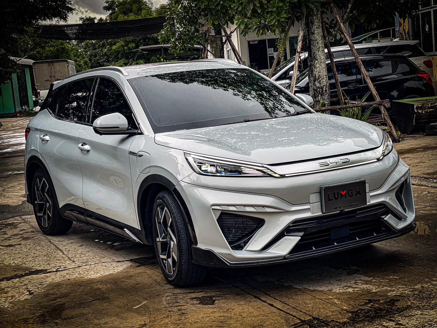 ชุดแต่ง ชุดสเกิร์ต BYD ATTO 3 ทรง LUMGA
