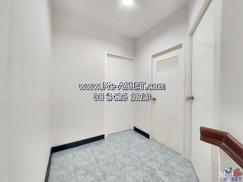 ให้เช่าทาวน์โฮม ใกล้รถไฟฟ้า ย่าน สุขุมวิท77 อ่อนนุช27 ศรีนครินทร์ สวนหลวง : ม.ควีนเพลส 4 : 3 ชั้น 17 ตร.วา