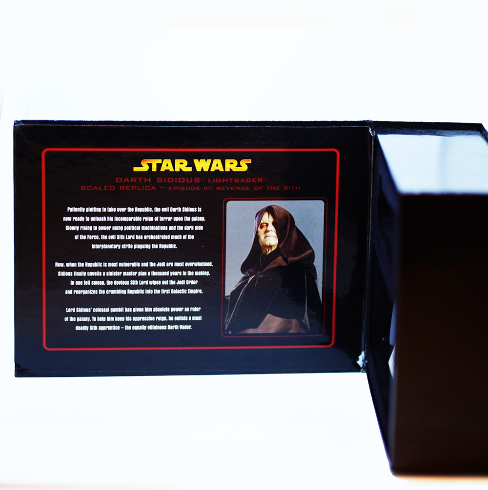 Darth Sidious Exclusive Lightsaber Episode lll (2005) - Star Wars Licensed Collectible