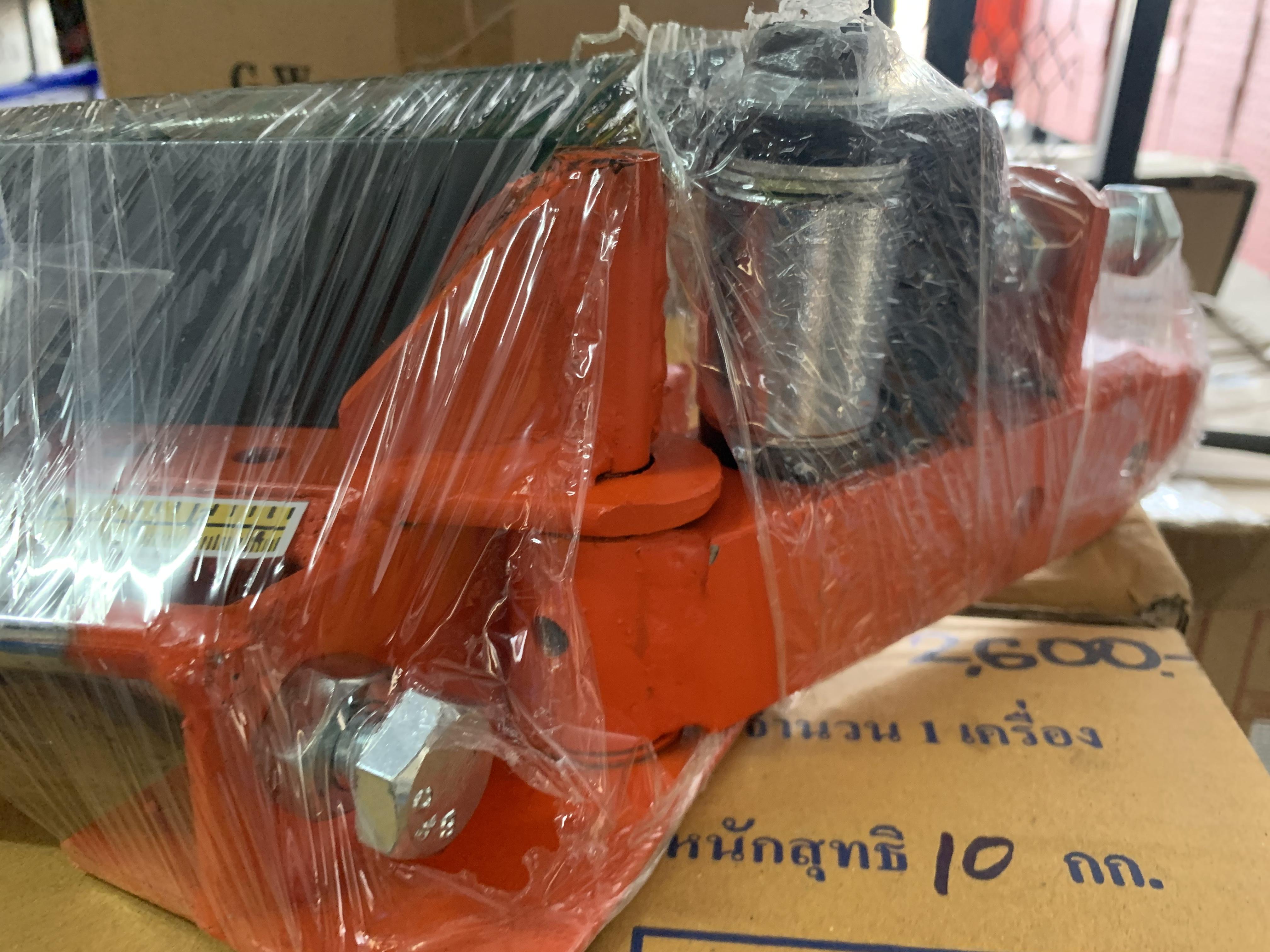 แท่นดัดเหล็กมือโยก6-9มิล