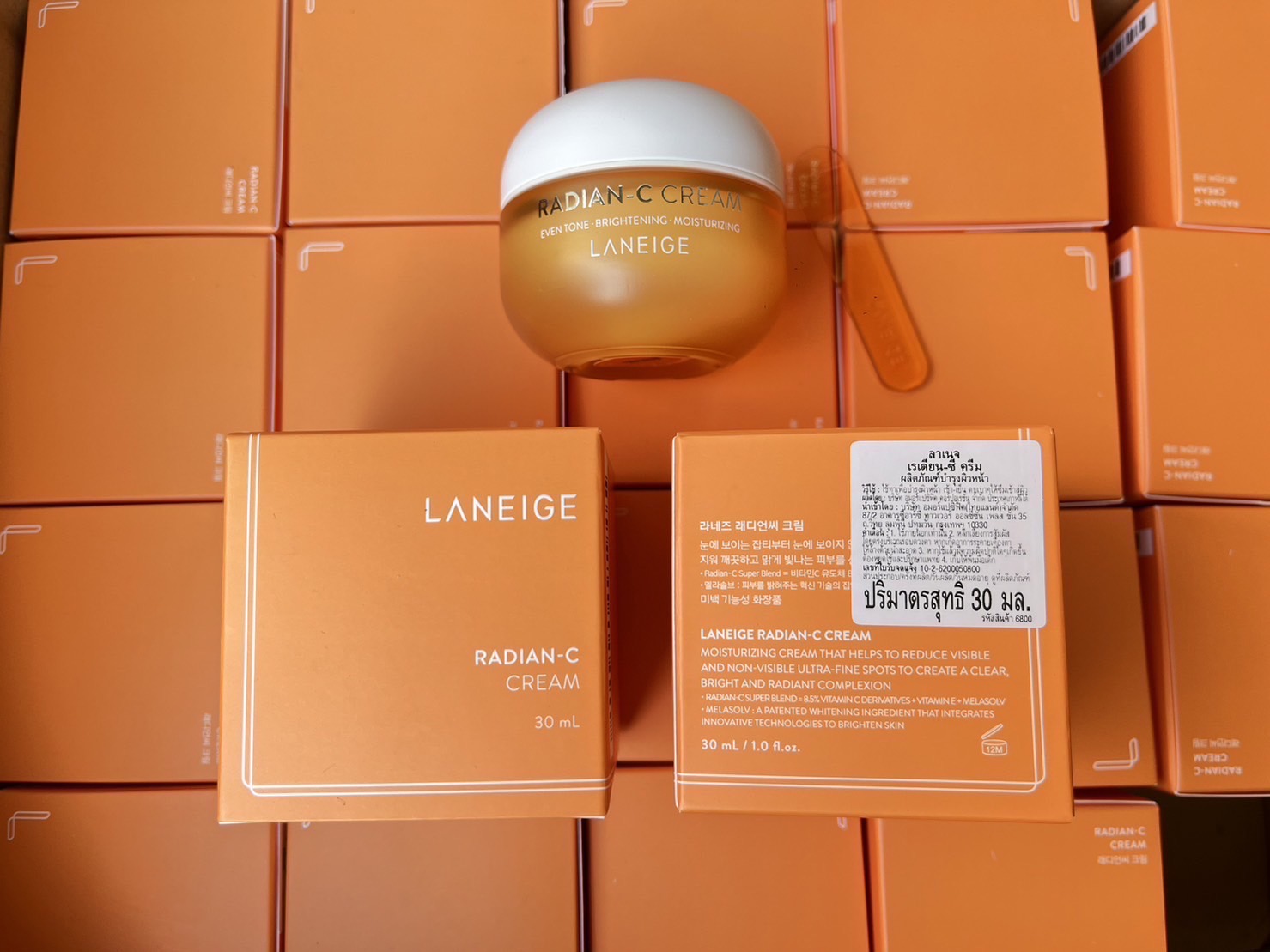 Laneige Radian-C Cream 30ml. ครีมบำรุงเผยผิวหน้ากระจ่างใส