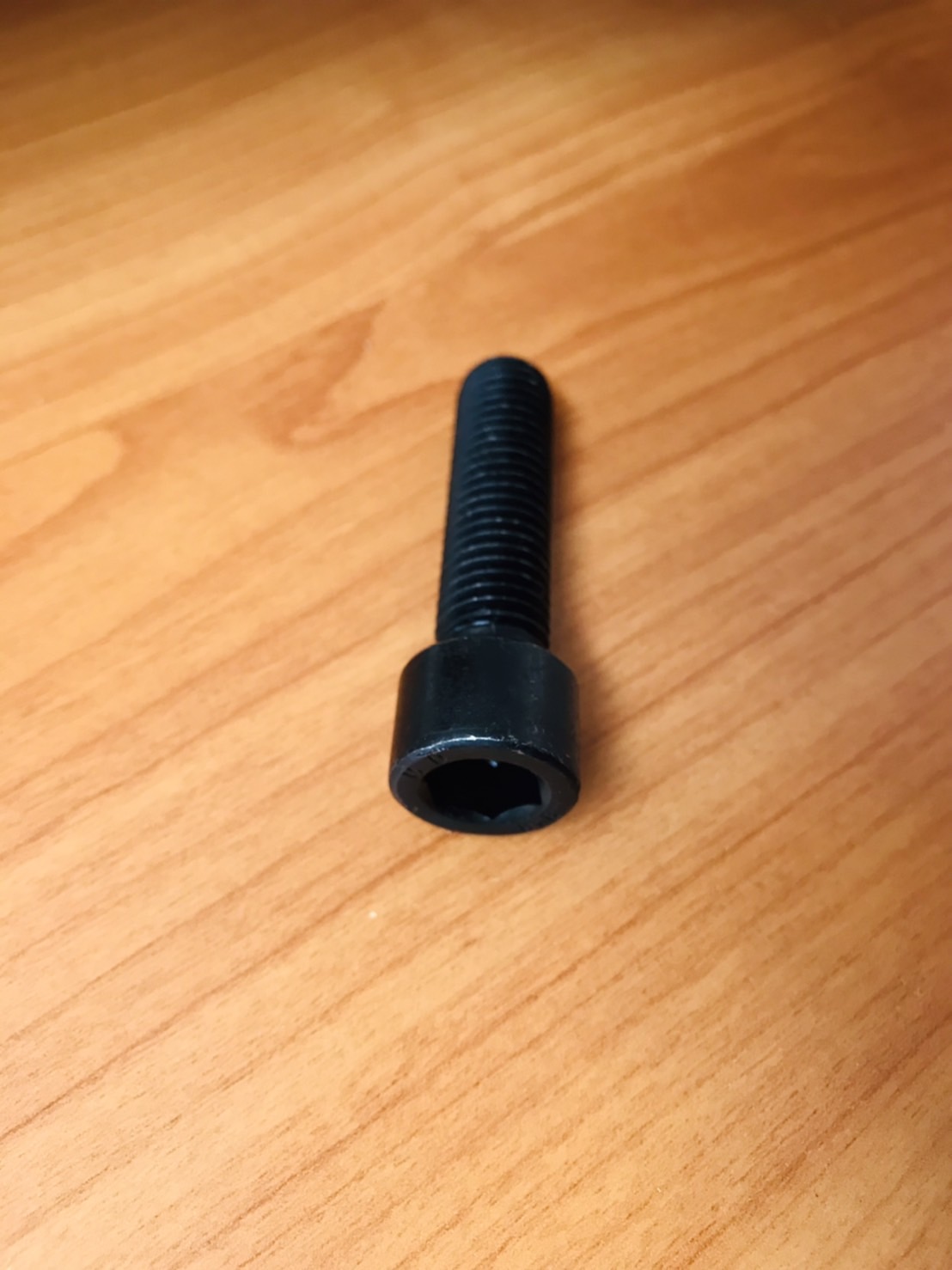 สกรูหัวจมดำ M12 เกลียว 1.75 มิล ยาว 45 มม.( Black Socket Head Screw M12 Thread 1.75mm Length 45mm)#000010