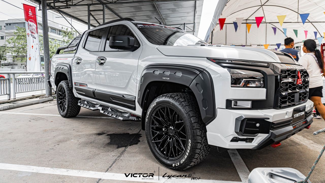 ชุดแต่ง ชุดสเกิร์ต MITSUBISHI TRIRON 2023 รุ่น VICTOR V.1
